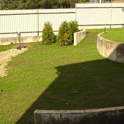 Проект дачного участка - подпорные стенки средней террасы и газон